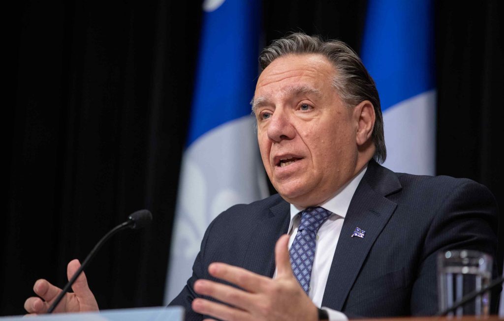 Québec veut imposer une contribution santé aux non-vaccinés