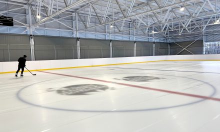 La patinoire réfrigérée de Saint-Charles-Borromée est ouverte pour la saison!